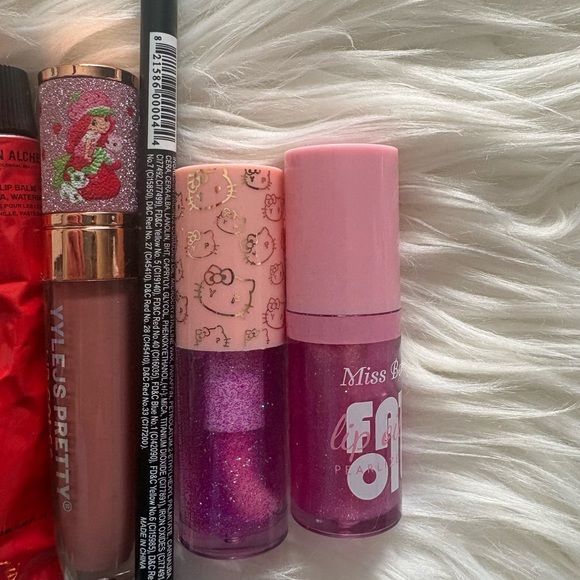 Lippie bundle!! - Picture 3 of 4
